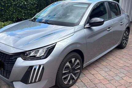 Peugeot 208 26.700 km 14.400 &euro; Saerbeck 48369