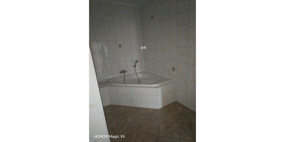 Erdgeschoßwohnung Ahlen - 3 Zimmer, 103 m&sup2;, 930&euro; | Angebot:25871372