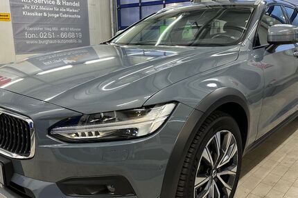 Volvo V90 Cross Country 88.700 km 35.890 &euro; Münster 48167