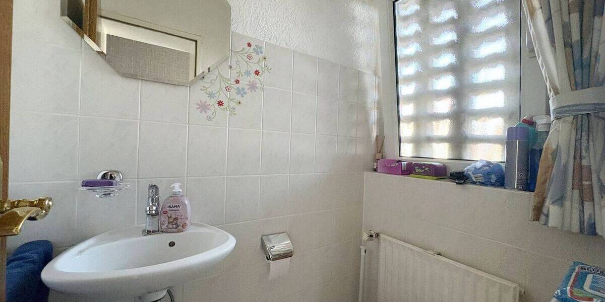 Reihenmittelhaus Ahlen Innenstadt - 5 Zimmer, 131 m&sup2;, 295.000&euro; | Angebot:26015989