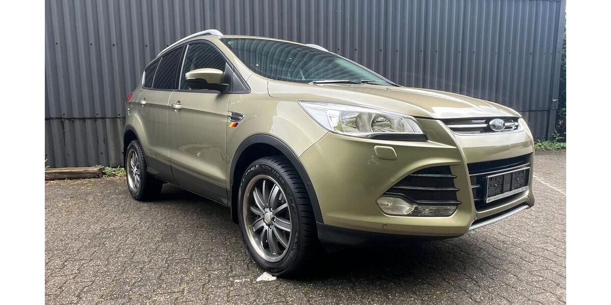 Ford Kuga 113.000 km 11.990 &euro; Ascheberg 59387