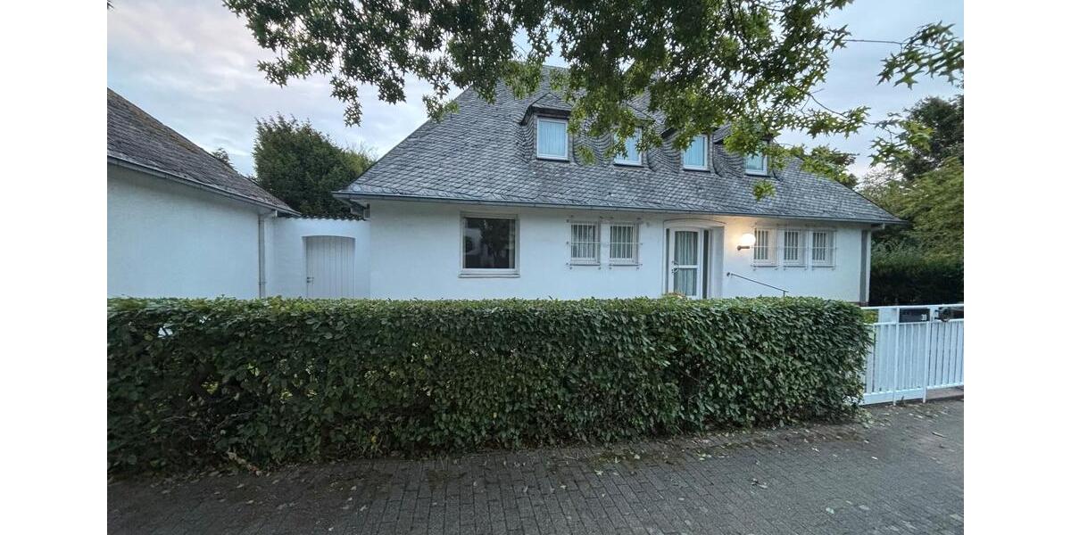 Einfamilienhaus Ahlen - 14 Zimmer, 750&euro; | Angebot:22558809