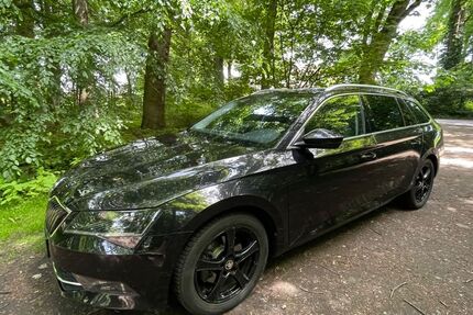 Skoda Superb 144.000 km 14.490 &euro; Dülmen 48249