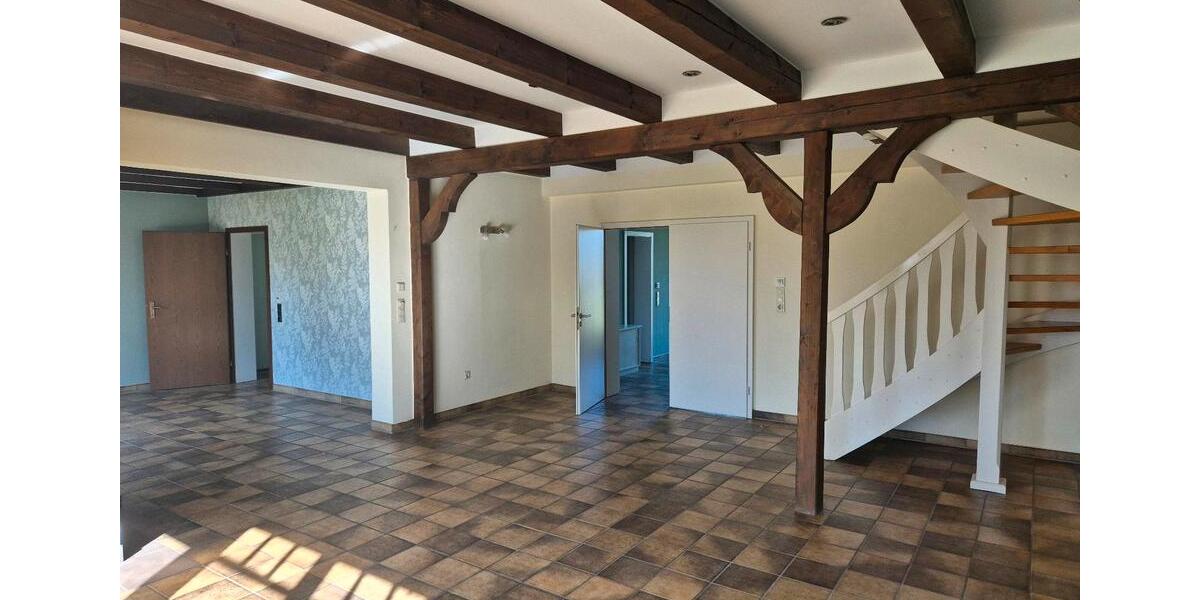 Einfamilienhaus Warendorf - 7 Zimmer, 212 m&sup2;, 2.360&euro; | Angebot:25525628