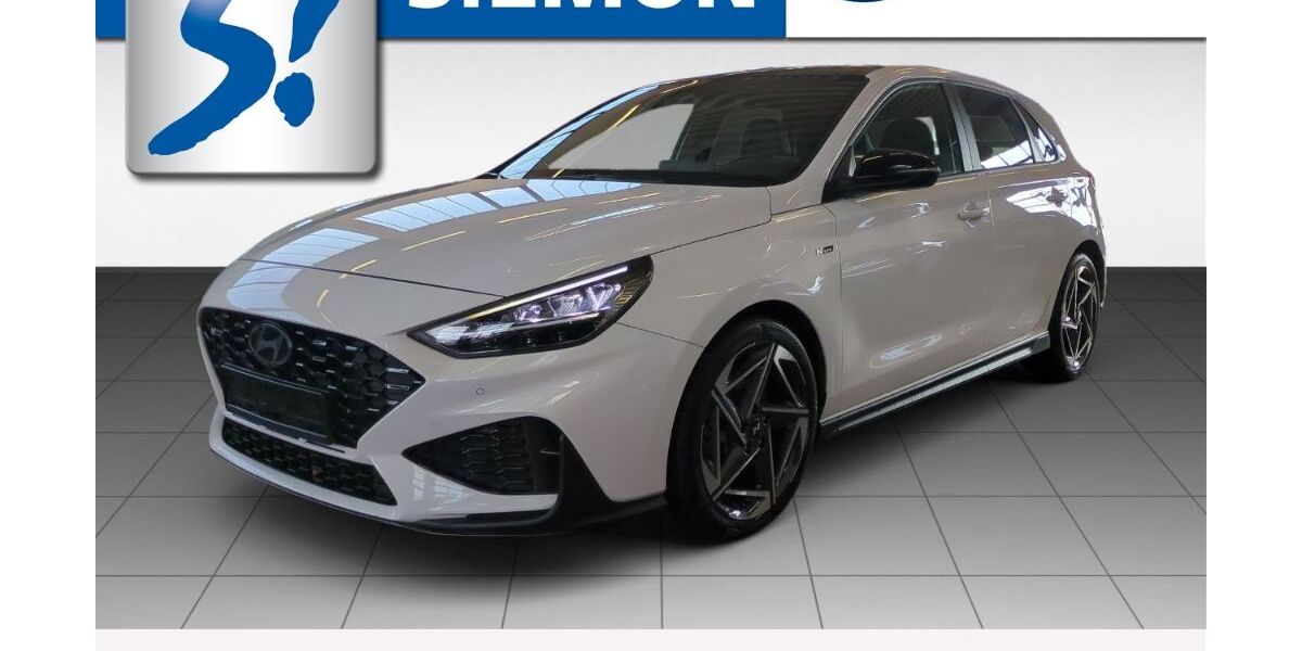 Hyundai i30 24.431 km 21.530 &euro; Warendorf 48231