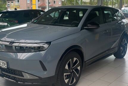 Opel Grandland (X) 2.900 km 39.900 &euro; Telgte 48291