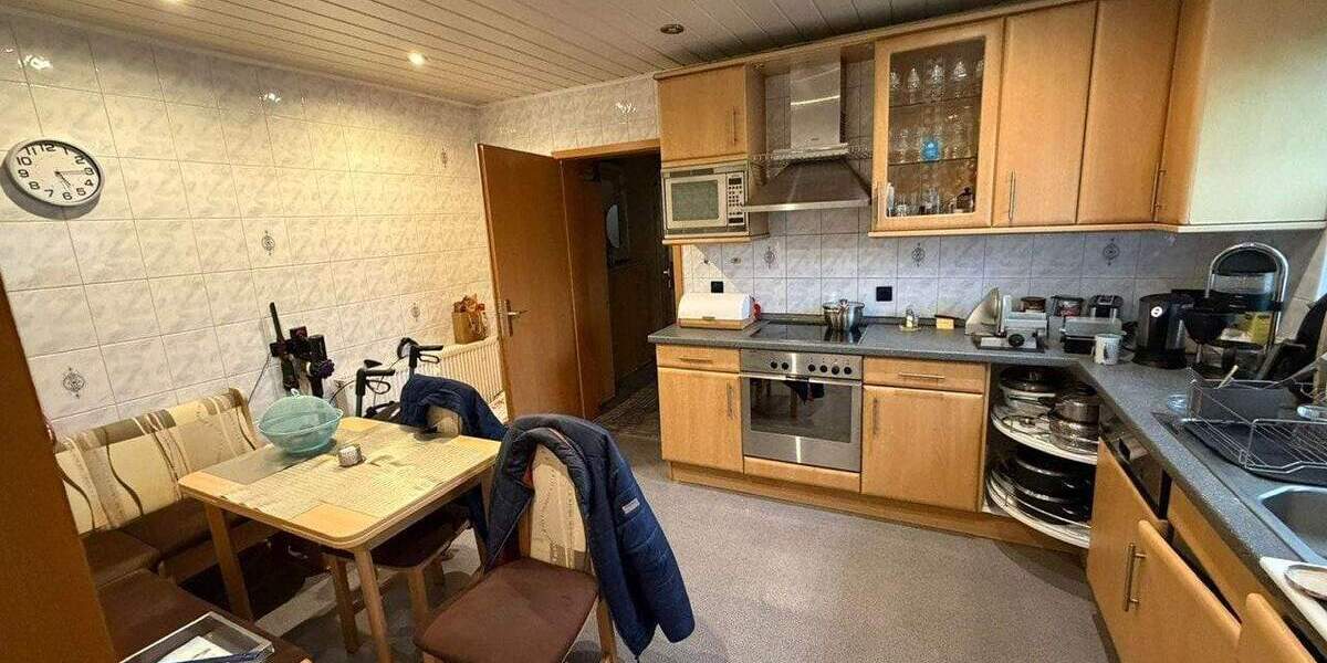 Mehrfamilienhaus, Wohnhaus Ahlen Innenstadt - 8 Zimmer, 349.000&euro; | Angebot:25958904