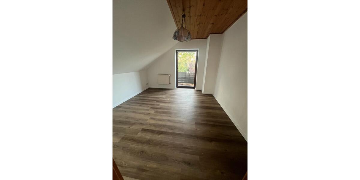 Dachgeschoßwohnung Ahlen - 2 Zimmer, 55 m&sup2;, 800&euro; | Angebot:25637332