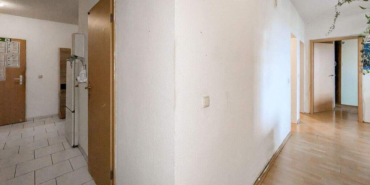 Etagenwohnung Ahlen Innenstadt - 5 Zimmer, 92 m&sup2;, 99.000&euro; | Angebot:25796883