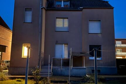 Haus Dülmen - 9 Zimmer, 220 m&sup2;, 360.000&euro; | Angebot:25209186