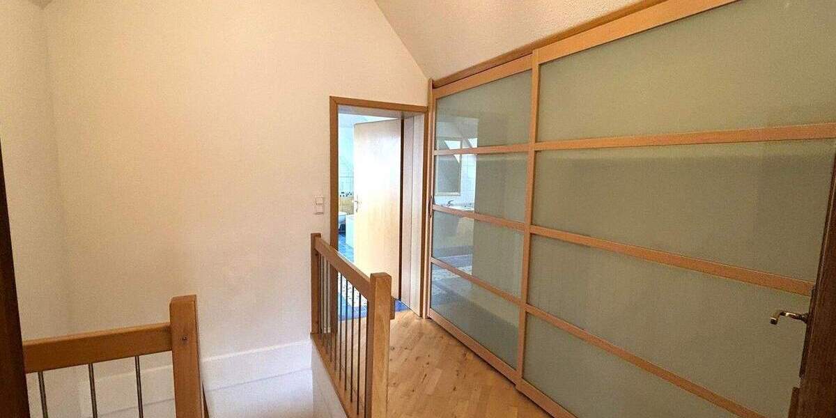 Einfamilienhaus Münster / Hiltrup Hiltrup - 9 Zimmer, 251 m&sup2;, 860.000&euro; | Angebot:25736138