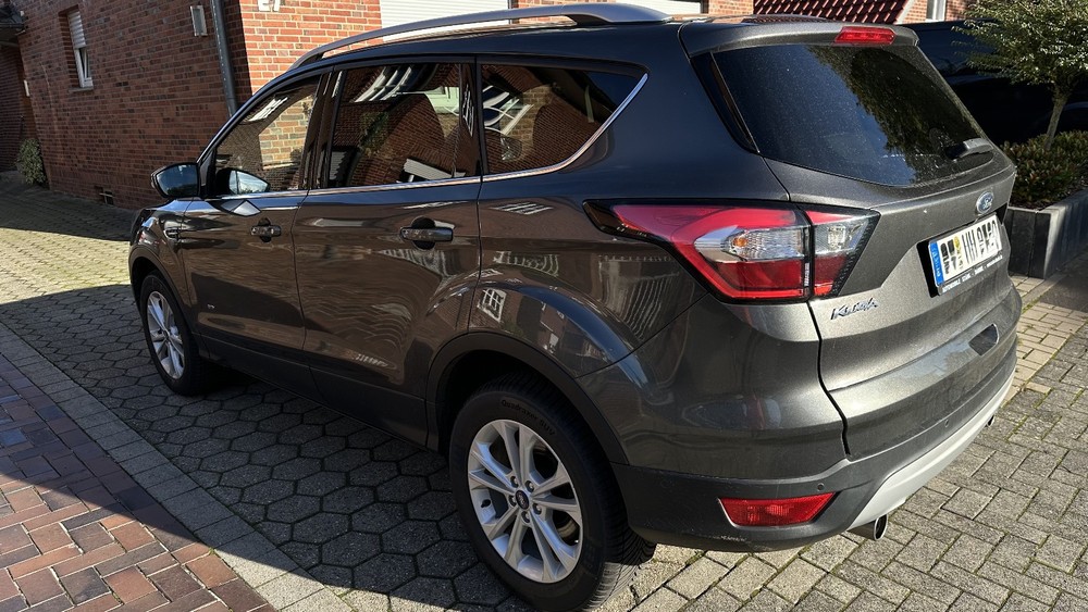 Ford Kuga 95.000 km 17.500 &euro; Greven 48268