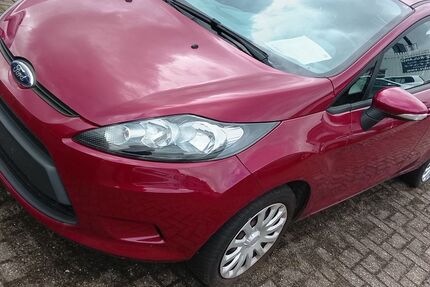 Ford Fiesta 82.000 km 5.900 &euro; Emsdetten 48282