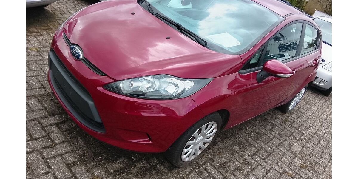 Ford Fiesta 82.000 km 5.900 &euro; Emsdetten 48282