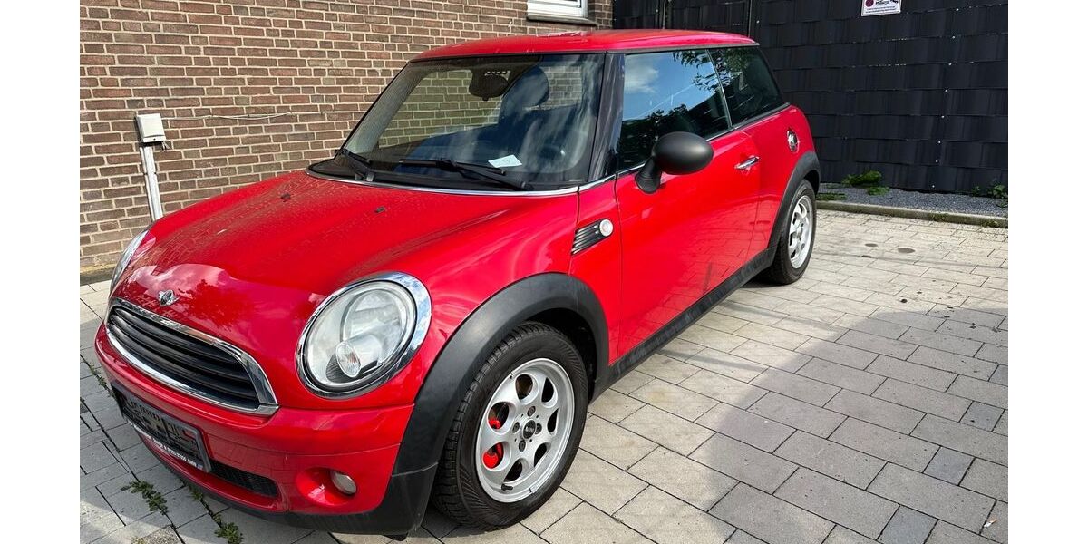 Mini ONE 176.000 km 2.595 &euro; Ahlen 59229
