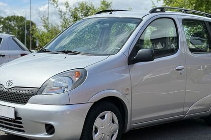 Toyota Yaris 93.000 km 4.999 &euro; Dülmen 48249