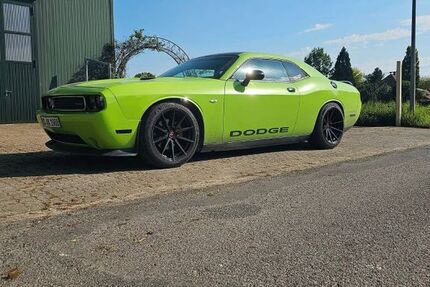 Dodge Challenger 130.000 km 18.500 &euro; Saerbeck 48369