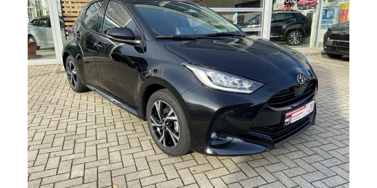 Toyota Yaris 17.250 km 22.500 &euro; Steinfurt-Borghorst 48565