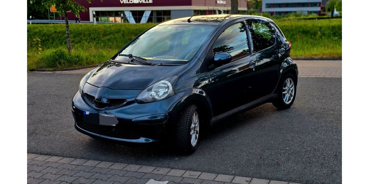 Toyota Aygo (X) 129.000 km 2.990 &euro; Ascheberg 59387