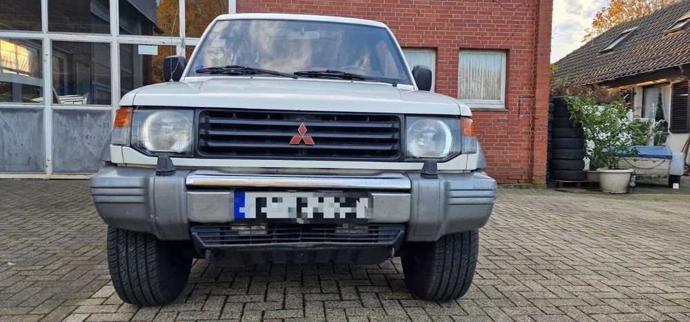 Mitsubishi Pajero II 131.576 km 15.000 &euro; Steinfurt 48565