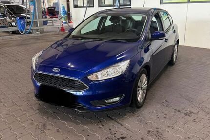 Ford Focus 29.458 km 8.750 &euro; Dülmen 48249