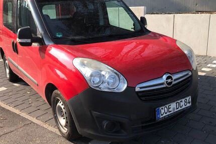 Opel Combo 138.000 km 4.500 &euro; Dülmen 48129