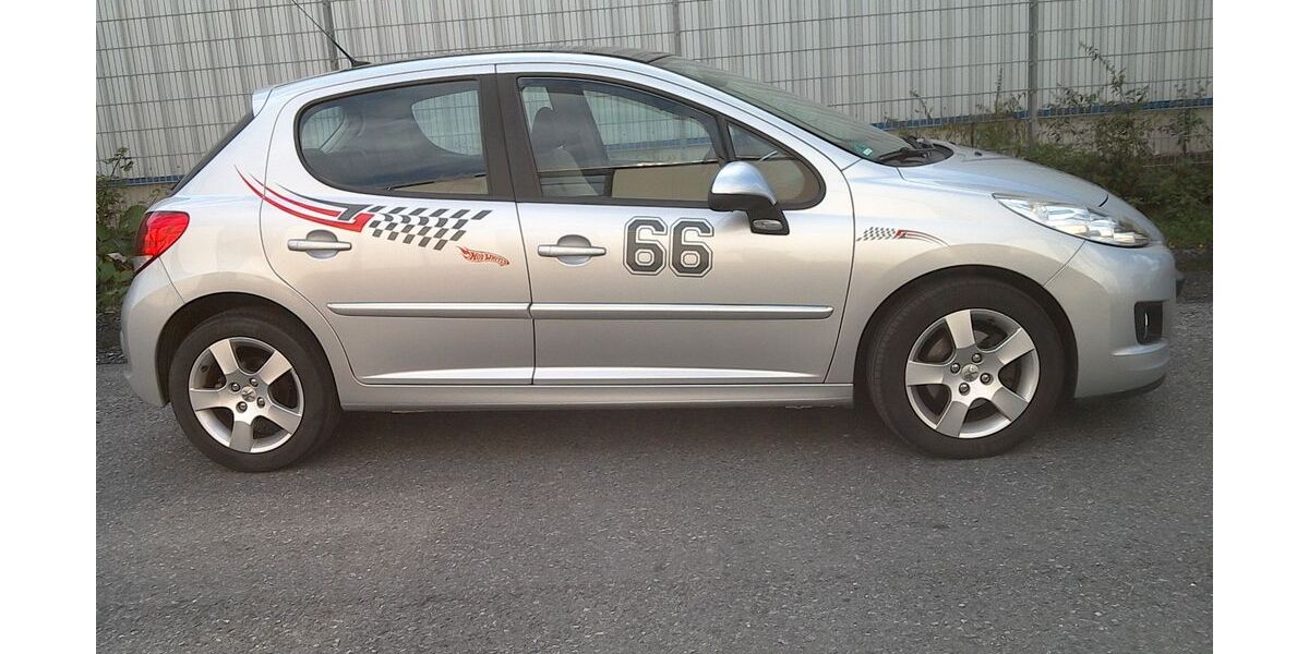 Peugeot 207 149.700 km 2.500 &euro; Emsdetten 48282