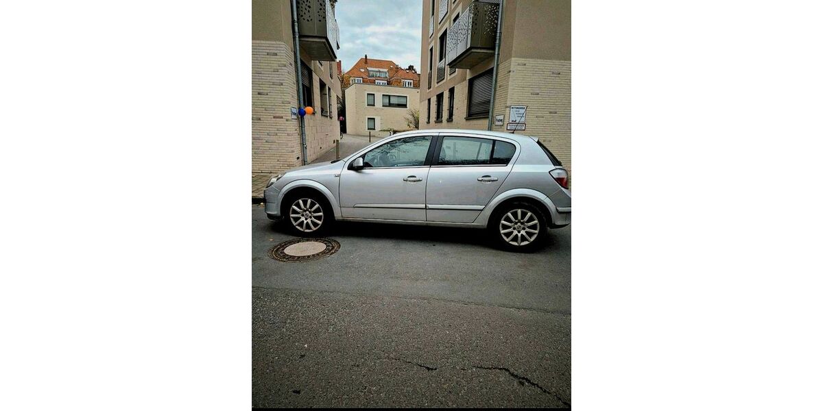 Opel Astra 83.500 km 3.300 &euro; Münster 48157