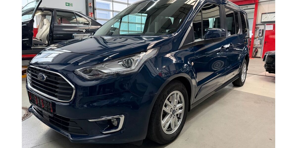 Ford Tourneo Connect 104.520 km 17.900 &euro; Warendorf 48231
