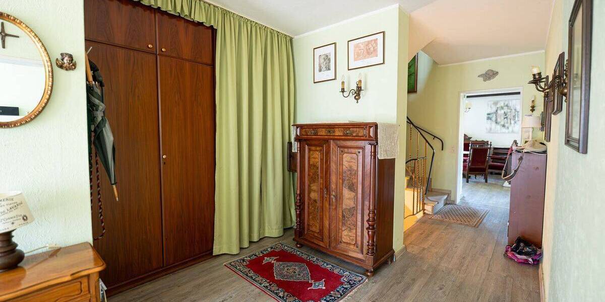 Mehrfamilienhaus, Wohnhaus Laer - 8 Zimmer, 189 m&sup2;, 359.000&euro; | Angebot:26833795