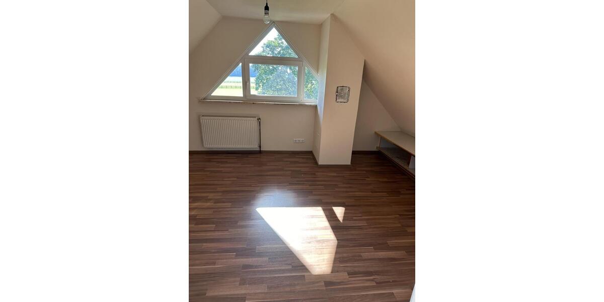 Dachgeschoßwohnung Nordwalde - 6 Zimmer, 150 m&sup2;, 1.350&euro; | Angebot:25216811