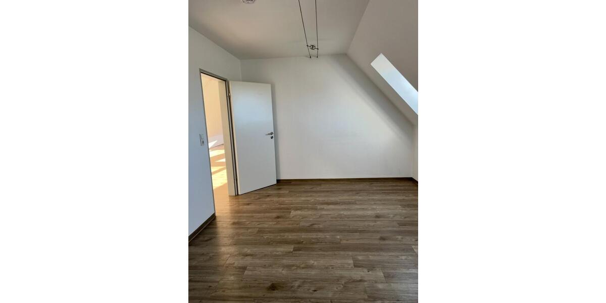 Dachgeschoßwohnung Warendorf - 2 Zimmer, 88 m&sup2;, 710&euro; | Angebot:25220379