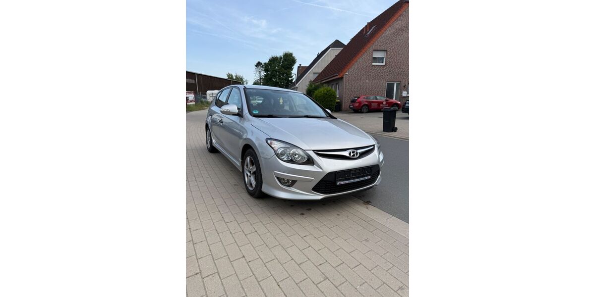 Hyundai i30 142.651 km 5.499 &euro; Greven 48268