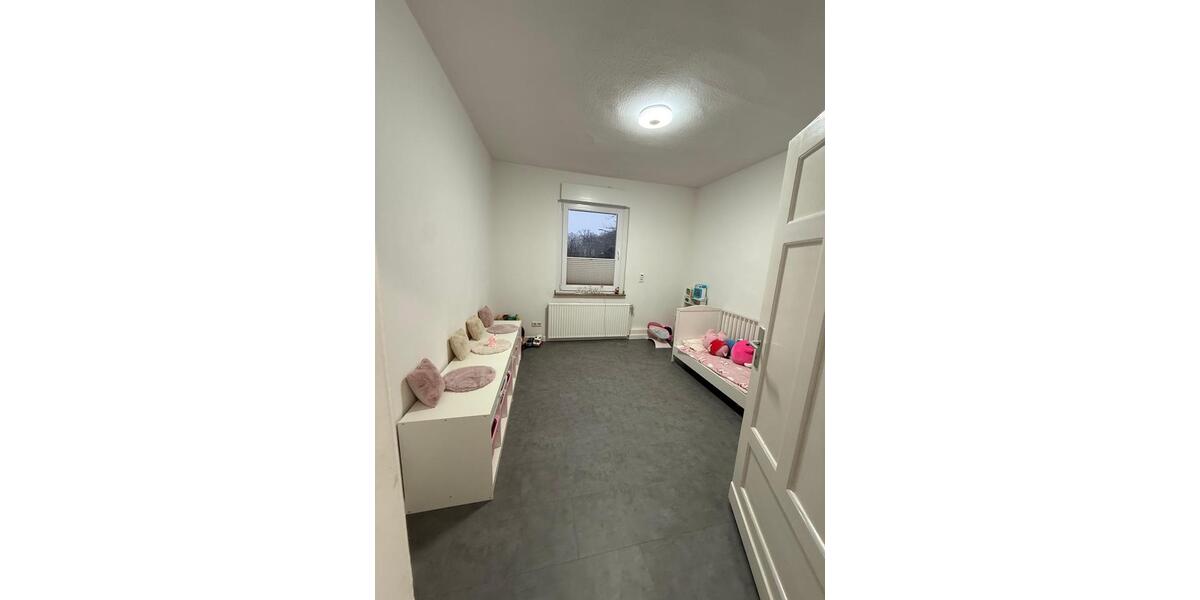 Einfamilienhaus Warendorf - 8 Zimmer, 2 m&sup2;, 2.200&euro; | Angebot:24858437