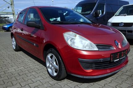 Renault Clio 77.000 km 2.990 &euro; Münster 48165