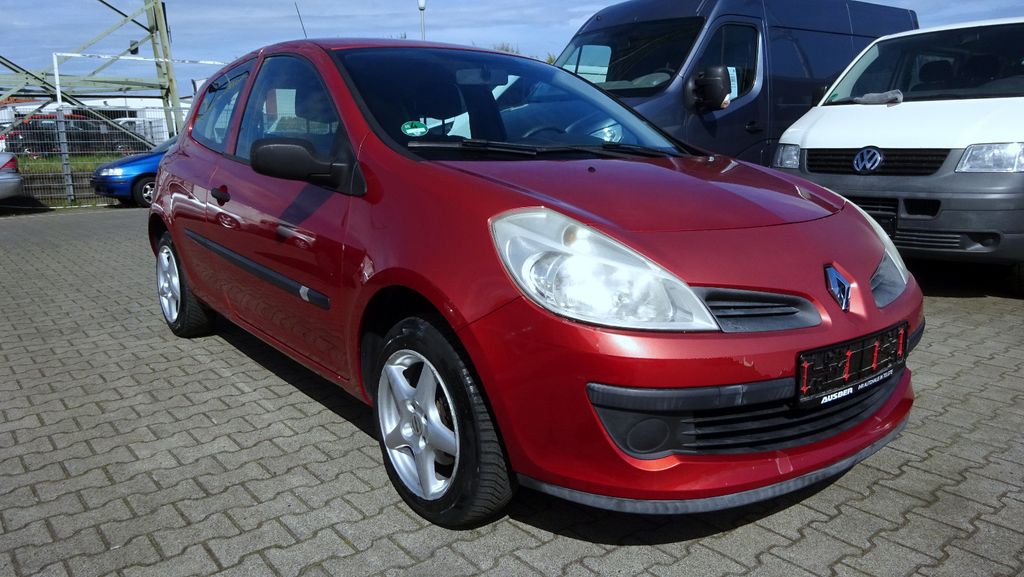 Renault Clio 77.000 km 2.990 &euro; Münster 48165