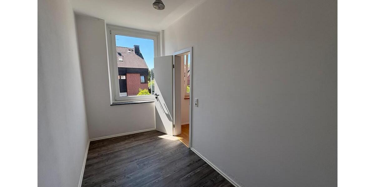 Etagenwohnung Warendorf - 4 Zimmer, 78 m&sup2;, 890&euro; | Angebot:25173081