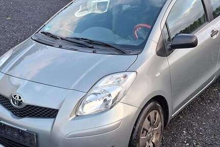 Toyota Yaris 260.000 km 1.590 &euro; Münster 48165