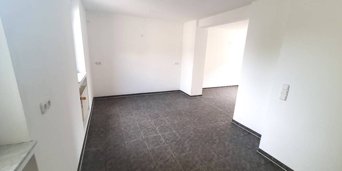 Mehrfamilienhaus, Wohnhaus Ahlen Innenstadt - 6 Zimmer, 148 m&sup2;, 215.000&euro; | Angebot:25693127