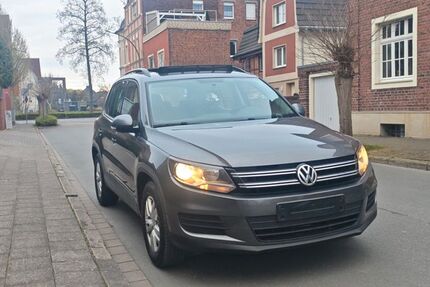 VW Tiguan 169.950 km 8.950 &euro; Ahlen 59227