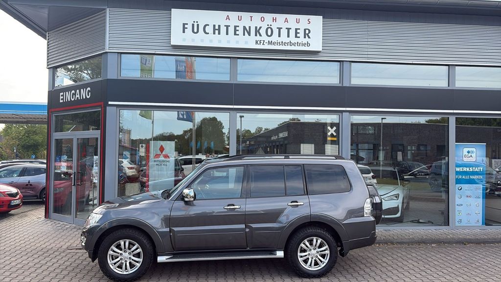 Mitsubishi Pajero 130.000 km 32.800 &euro; Warendorf 48231