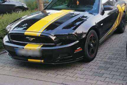 Ford Mustang 128.000 km 15.500 &euro; Steinfurt 48565