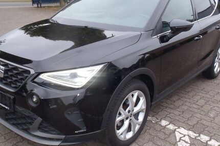 Seat Arona 27.433 km 21.499 &euro; Rosendahl 48720