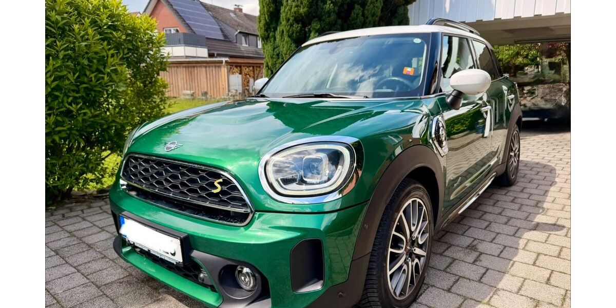 Mini Countryman SE (Cooper) 61.599 km 22.700 &euro; Sendenhorst 48324