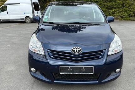 Toyota Verso 142.000 km 7.999 &euro; Nottuln 48301