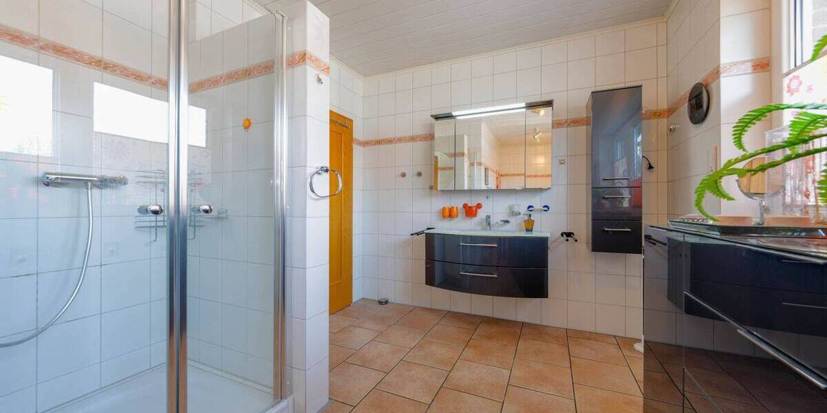 Mehrfamilienhaus, Wohnhaus Nordkirchen Südkirchen - 9 Zimmer, 327 m&sup2;, 698.000&euro; | Angebot:25689569