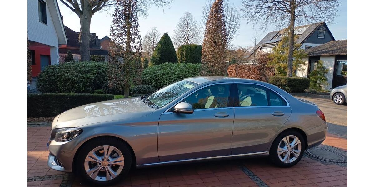 Mercedes-Benz C 180 73.800 km 17.490 &euro; Warendorf 48231