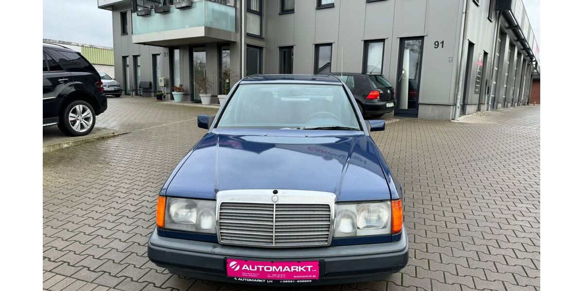 Mercedes-Benz 300 131.000 km 7.590 &euro; Lüdinghausen 59348