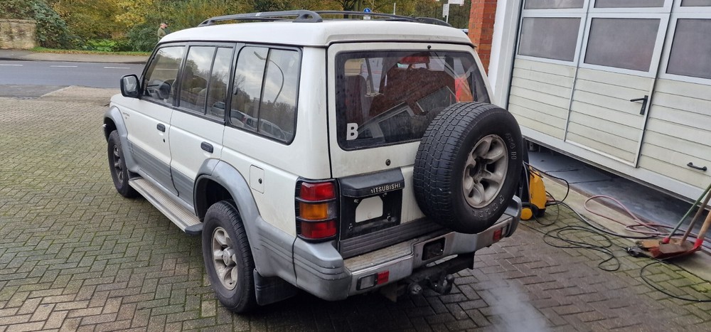 Mitsubishi Pajero II 131.576 km 15.000 &euro; Steinfurt 48565