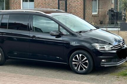 VW Touran 62.000 km 19.524 &euro; Rosendahl 48720